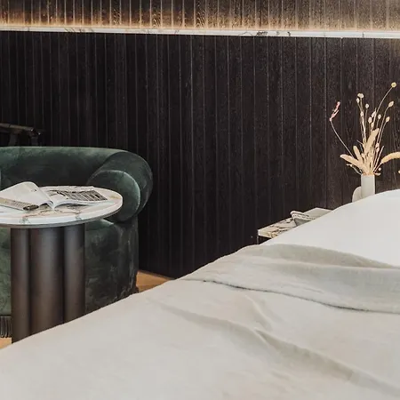 Gentle Hide Designhotel Hotel *